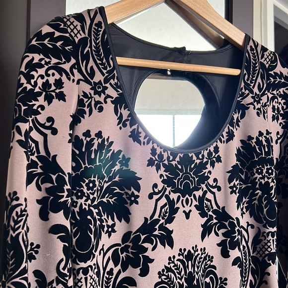 AIDAN MATTOX DRESS SIZE: 2  COLOR: BLACK/BROWN BACK ZIP Night dress formal - Picture 2 of 8